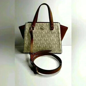 Michael Kors Freya Vanilla / Lugg Satchel 328.00$